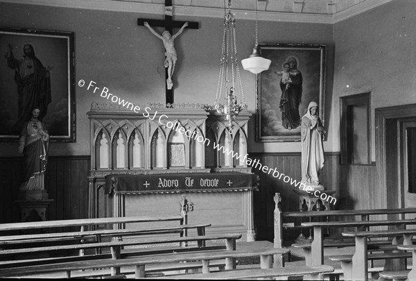 COLLEGE JUNIOR CHAPEL INTERIOR